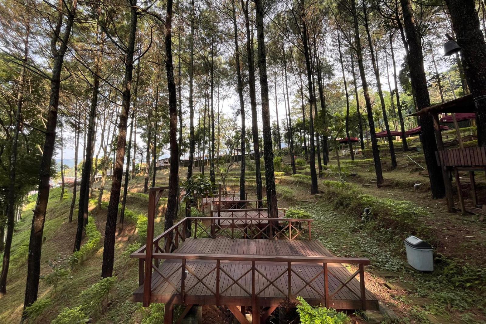 Alas Pacet By Twospaces, Mojokerto エクステリア 写真