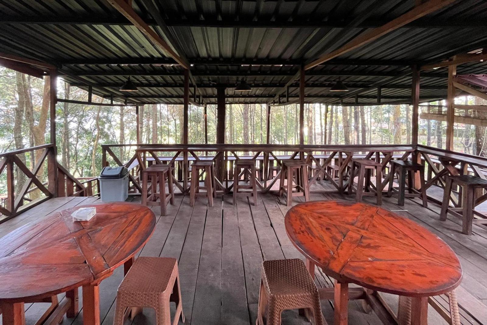 Alas Pacet By Twospaces, Mojokerto エクステリア 写真